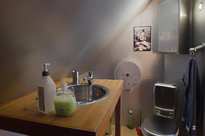 Pink House Room#1 ستوكهولم المظهر الخارجي الصورة